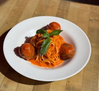 Spaghetti & Meatballs