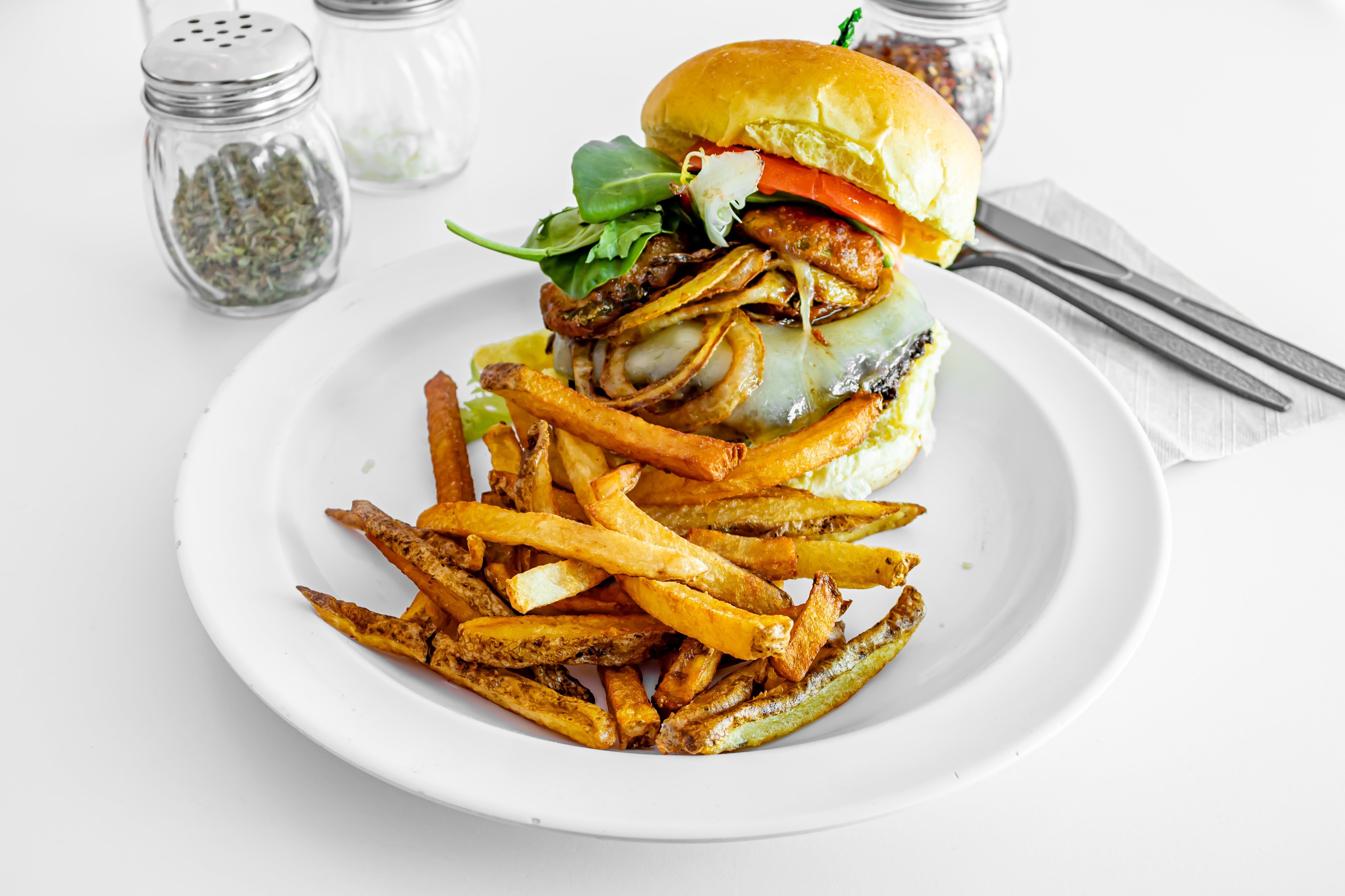 Tiga's Burger