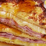 French Toast Platter with Turkey Pastrami