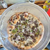Feelin in the Air | Phillychesse Steak Pizza