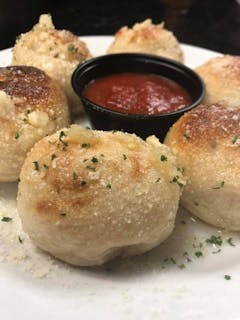 Gio's Garlic Knots