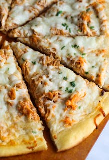 Garlic Chicken Pizza