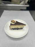 Snickers cheesecake