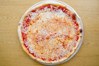 Fresh Oven Cheese Pizza