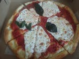 23. Margherita Pizza with Fresh Mozzarella
