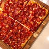 Denso Pepperoni Grandma Pizza
