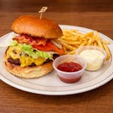 Pat Le Frieda Burger Deluxe