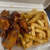 8 Wing Dings (Sauced) with fries