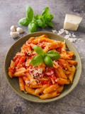 Pasta with Tomato & Basil