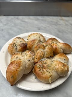 Garlic Nots