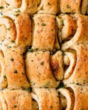 6 Garlic Knots