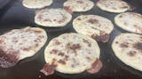 Pupusas Frijol con queso