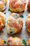 Garlic knots