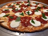 Gluten margherita pizza