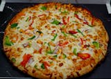 Paneer/chicken Tikka Masala Pizza