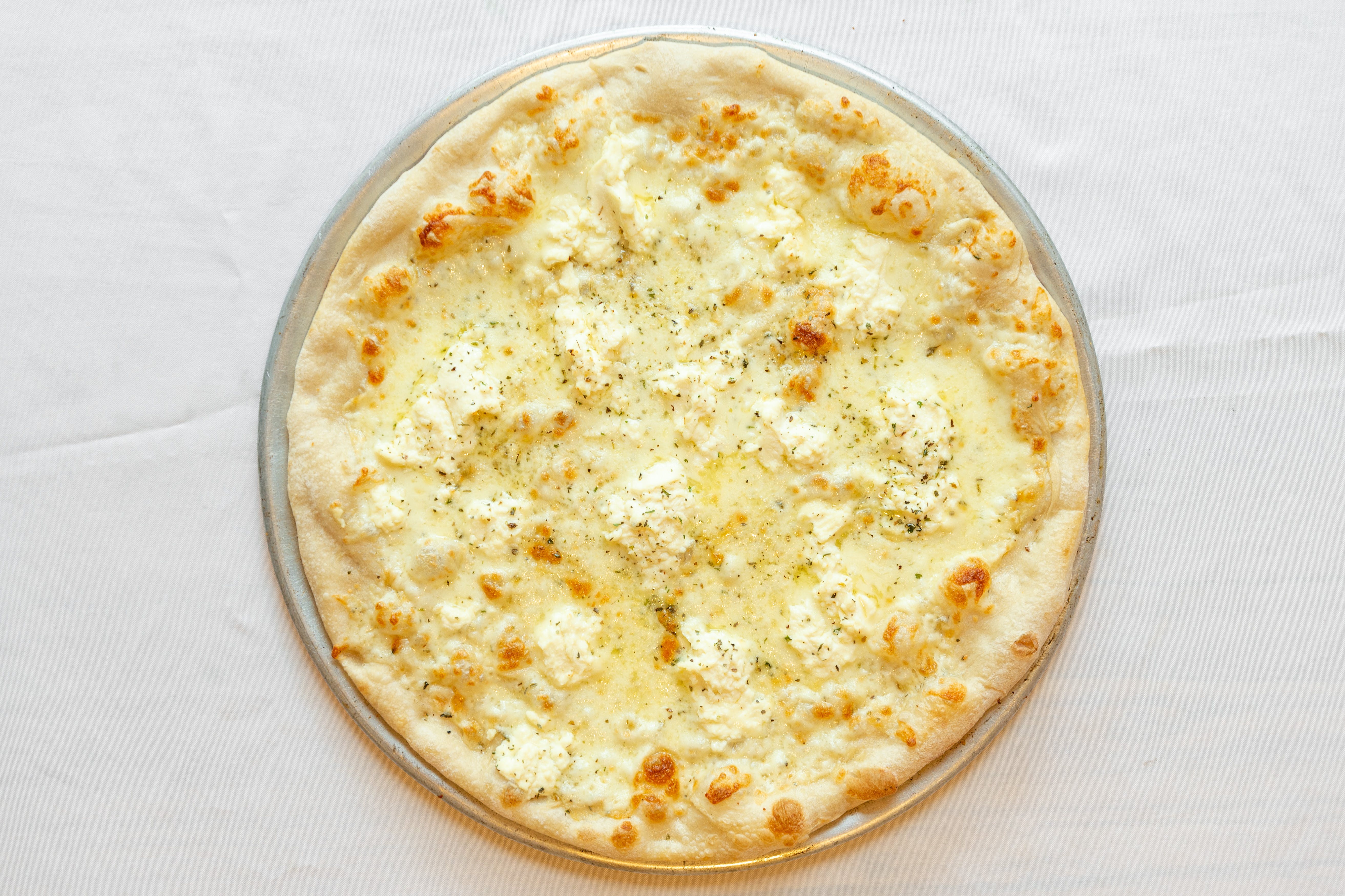White Round Pizza