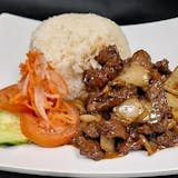 C6. Shaking beef (filet mignon) w/ steamed rice -Com Bo Luc Lac