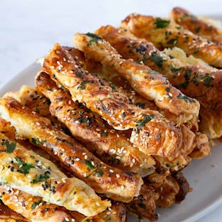 Garlic Parmesan Twists