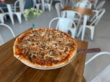 Fungi E Salsiccia Pizza