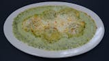 Cheese Raviolis with Pesto Sauce and Chicken