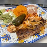 Surf and Turf / Mar y Tierra