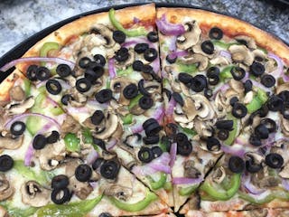 Deluxe Pizza