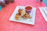 Garlic Knots with Sauce