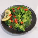 2. Spicy Szechuan Broccoli (Vegan) 藤椒西蘭花
