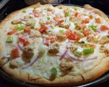 Villa Chicken Garlic Supreme Pizza