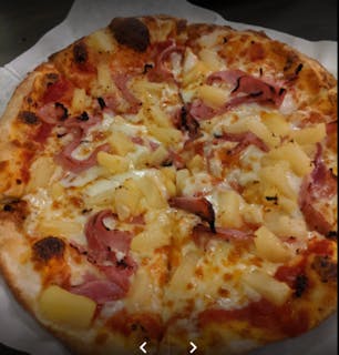 Hawaiian Pizza