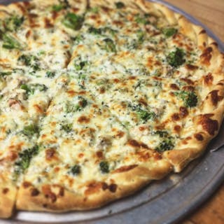 The Alfredo Thin Crust Pizza