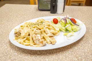 Fettuccine Alfredo with Chicken