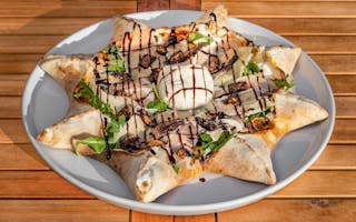 BURRATA PROSCIUTTO FIGS