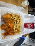 6 Pieces of Wings with Fries & Can of Soda - Special