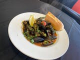 4.   Mussels Marinara Tomato Sauce