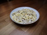 Mushroom chicken alfredo pasta