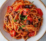vegan  linguine  puttanesca