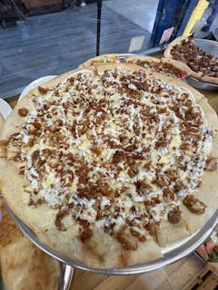 Chicken, Bacon & Ranch Pizza