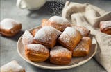 Zeppole (8 count)