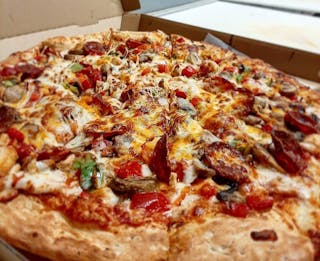 Romanos Special Garlino Style Pizza