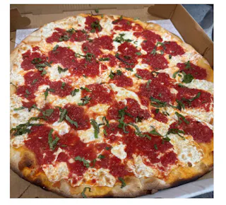 La Vera Pizzeria, pizza restaurant in Staten Island, photo 6 of 8