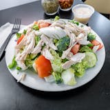 #7. Grilled Chicken Garden Salad