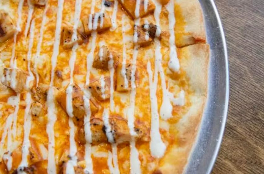 Buffalo Chicken Pizza 