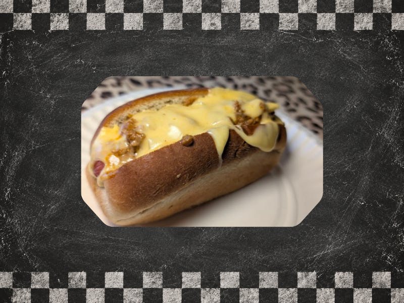 FC’s Classic Chili Dog