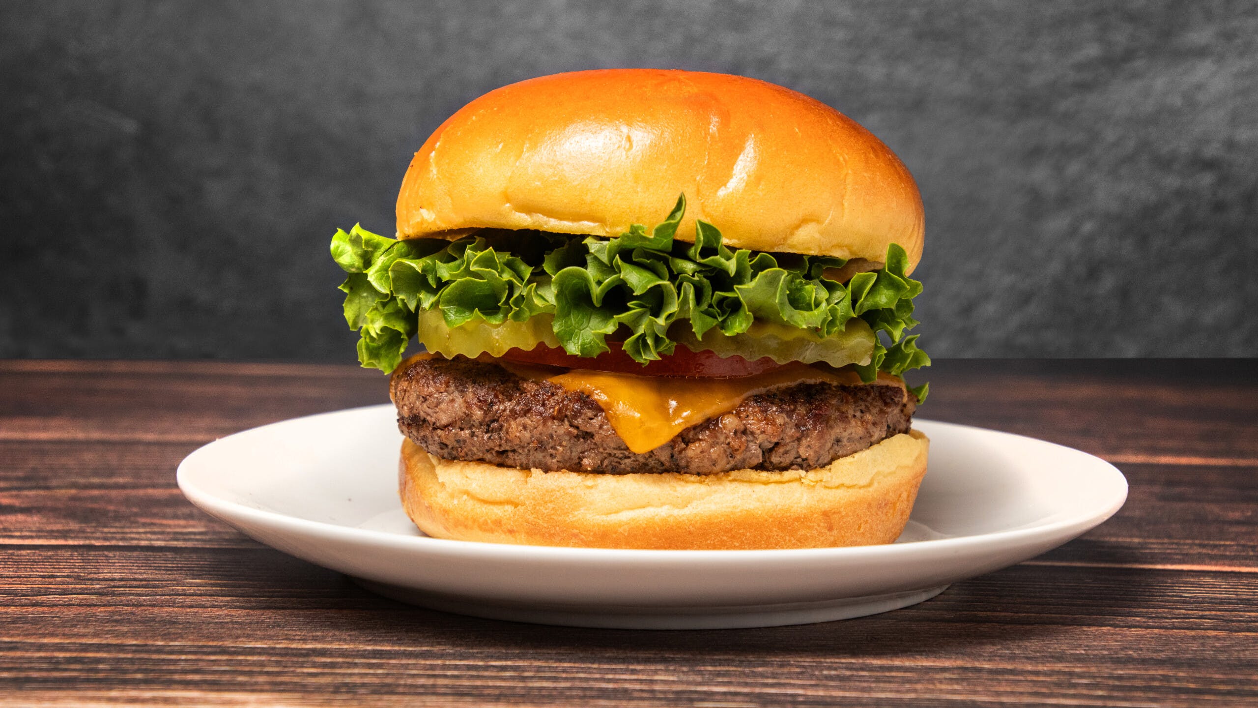 Classic Cheeseburger