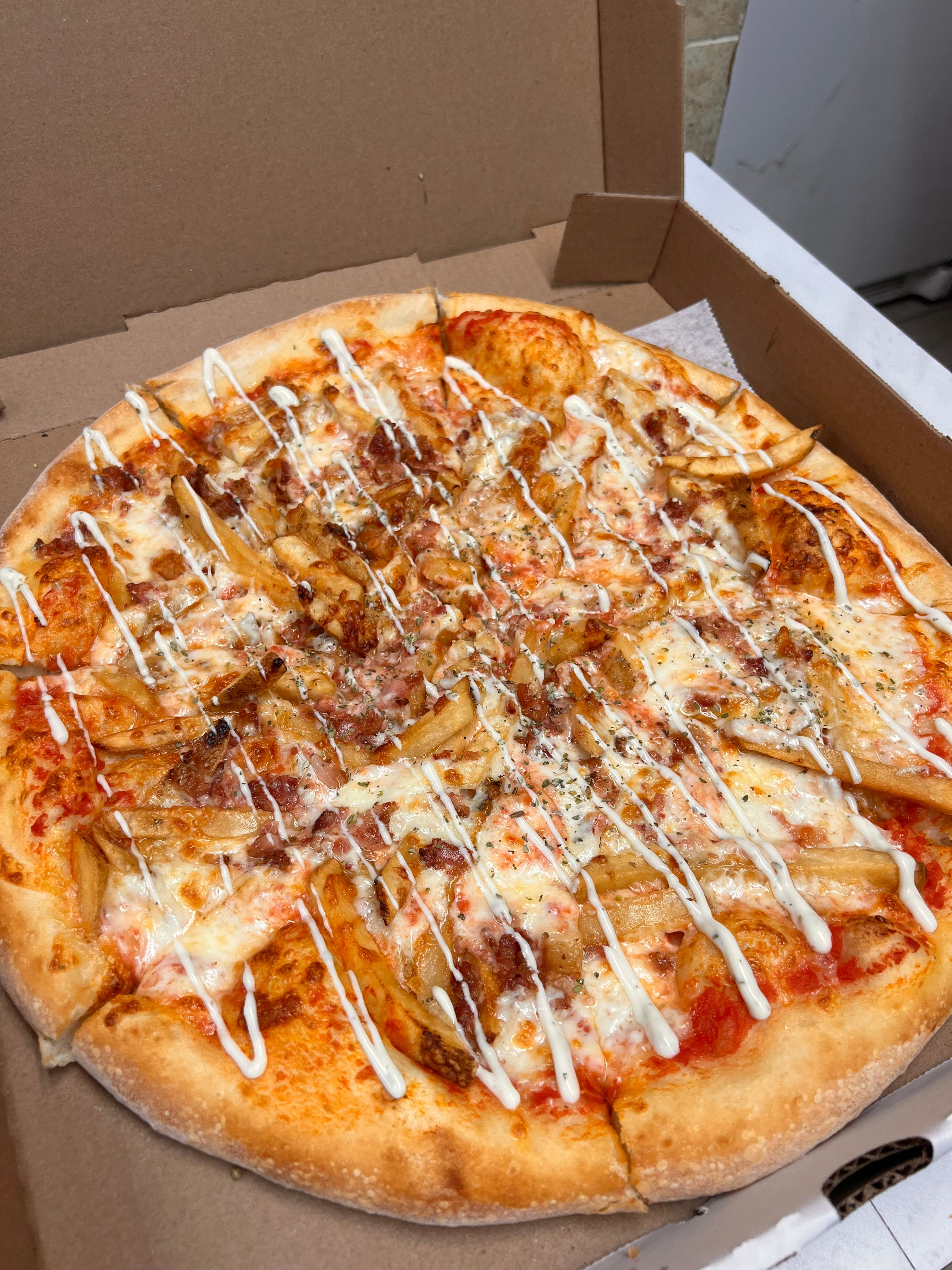 Jersey-Style French Fry Pizza