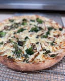 Chicken & Broccoli Pizza 12"