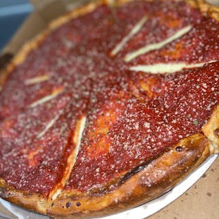 Chicago Style Deluxe Pizza