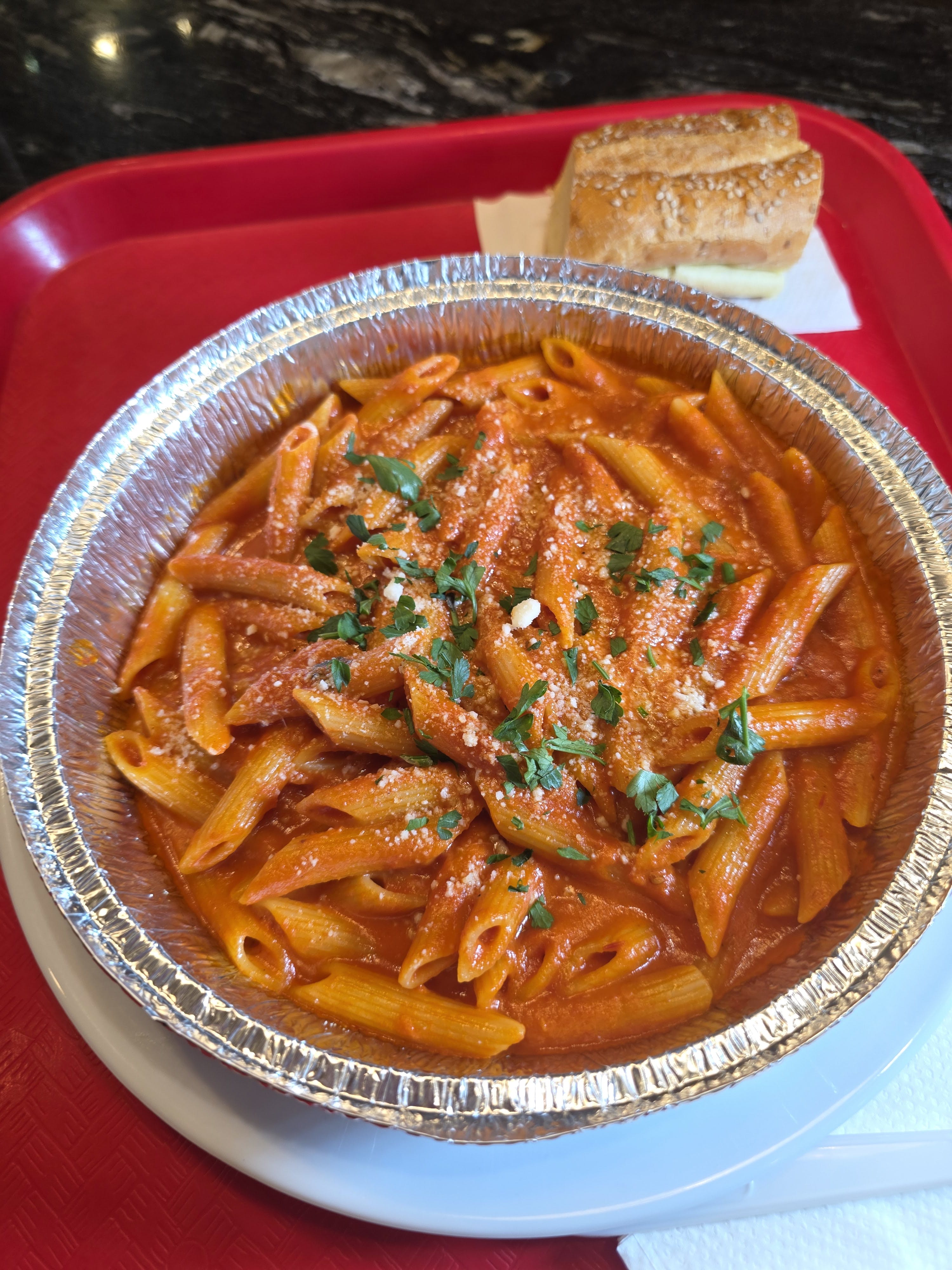 Pasta with Spicy Vodka Sauce