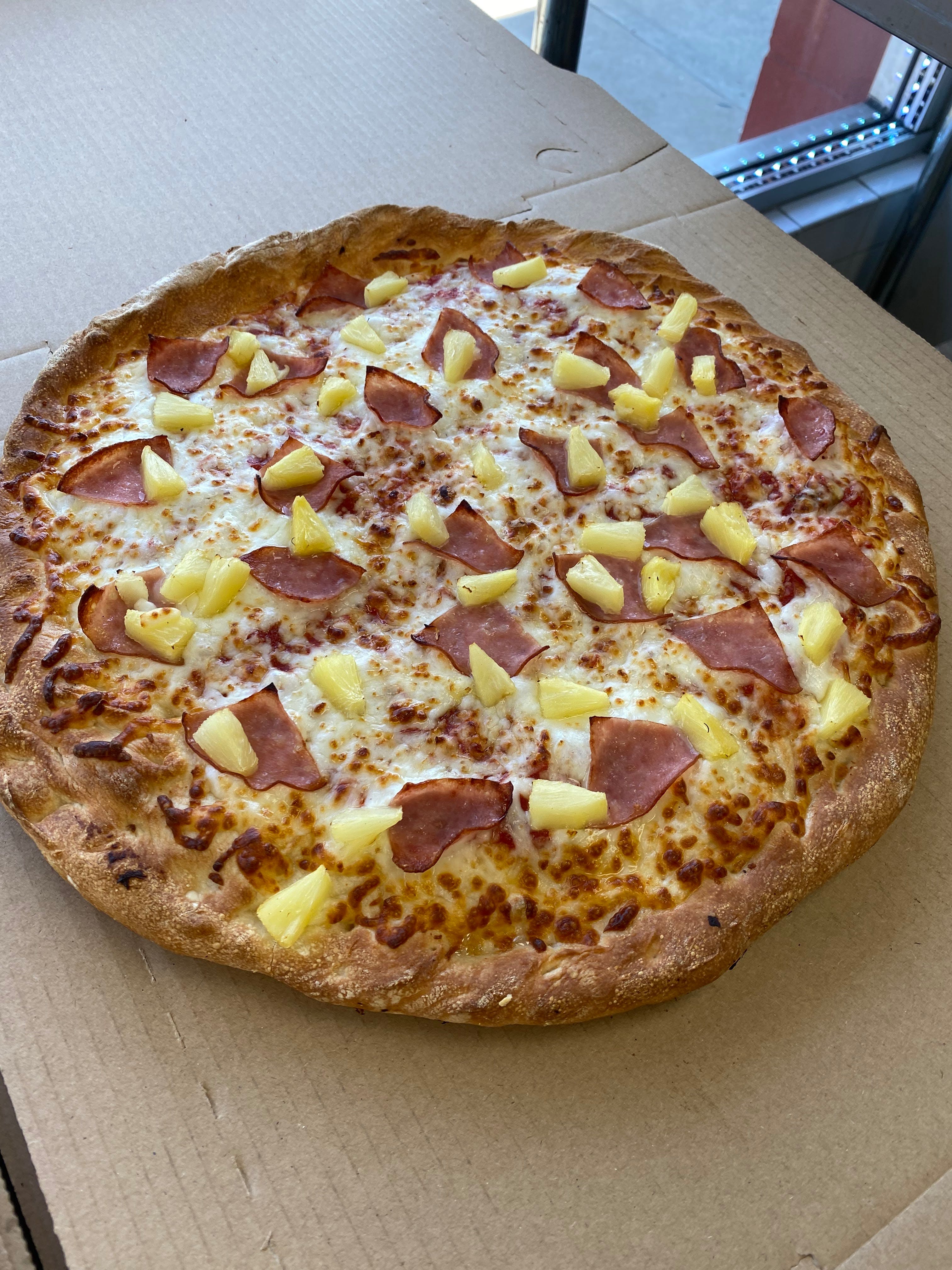 Hawaiian Pizza
